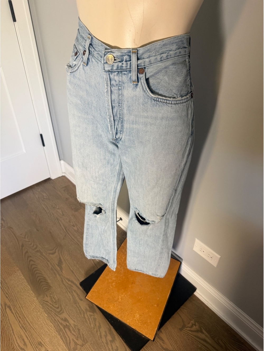 AGOLDE Women's Riley Straight Light Blue Jeans, Size Unknown